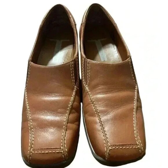 Trotters Shoes - Womens Trotter Brown Leather Slip-On Loafers With Square Toe &  Stitching Sz 9N